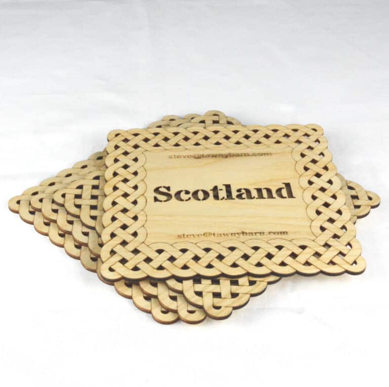 Set of four place mats